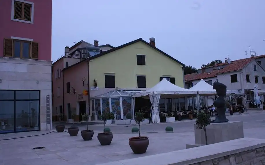 Chorvatsko, Novigrad: Apartments Tomato