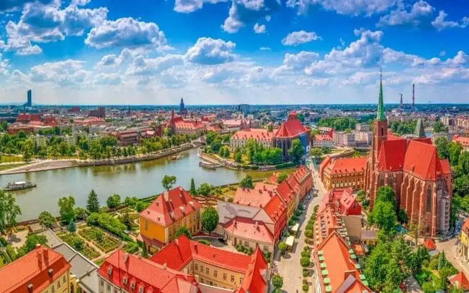 Polsko v historickém městě blízko Vratislavi: 4* Qubus Hotel Legnica s wellness a polopenzí + dítě do 6 let