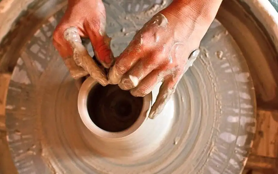 Modelování a malování keramiky pro malé i velké
