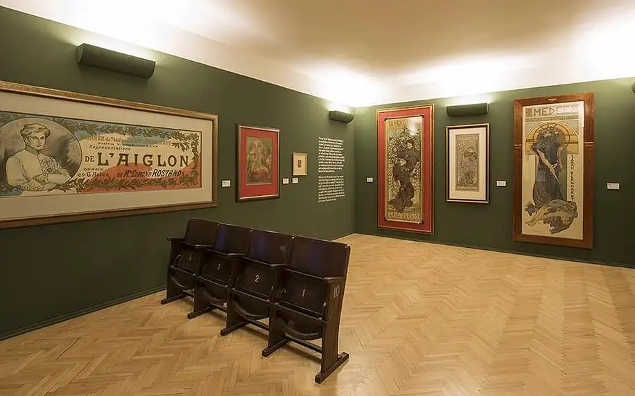 Obklopte se krásou: vstup na výstavu Alfonse Muchy