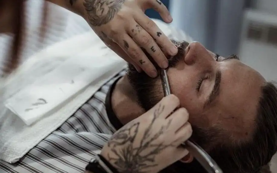 Barber péče pro pány: střih i úprava vousů