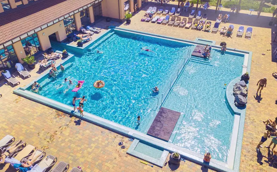 4* relax v Maďarsku: polopenze a termální bazény