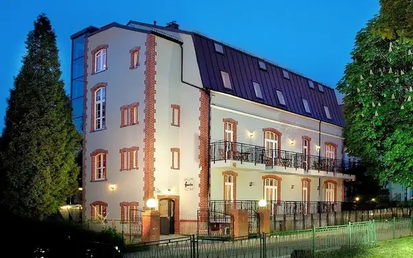 Polsko - Kudowa-Zdrój: Paria Hotel