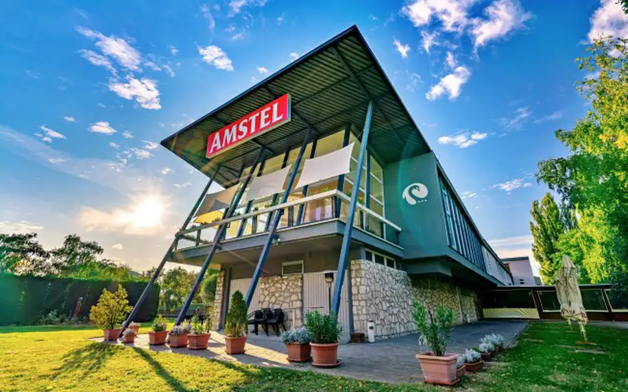 Maďarsko: Historický Győr jen 450 m od termálních lázní v Hotelu Amstel **** s welcome drinkem a polopenzí