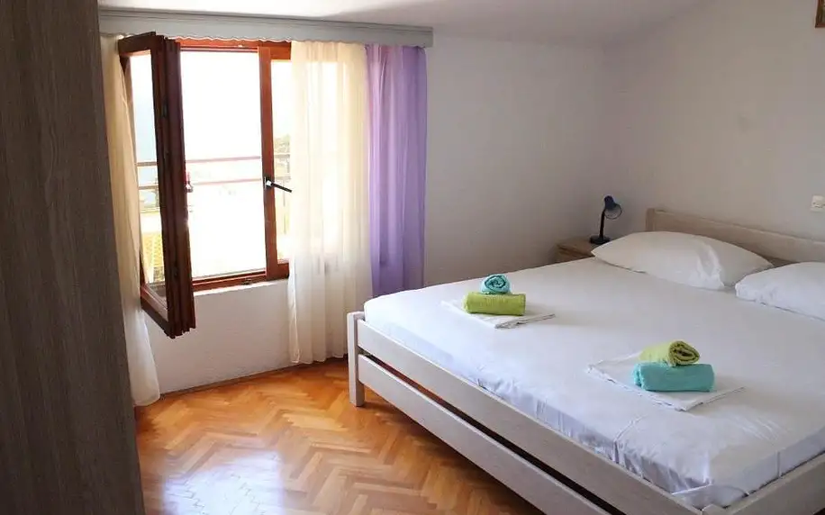 Chorvatsko, Makarská riviéra: Apartments Slaven