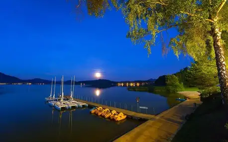 Máchovo jezero: Hotel Port Doksy