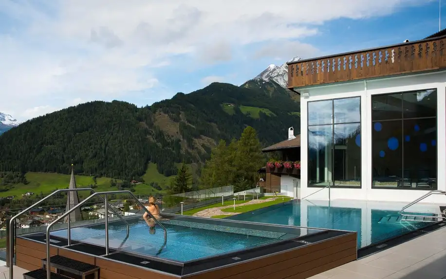 Dovolená v Tyrolsku: polopenze, wellness i noc zdarma