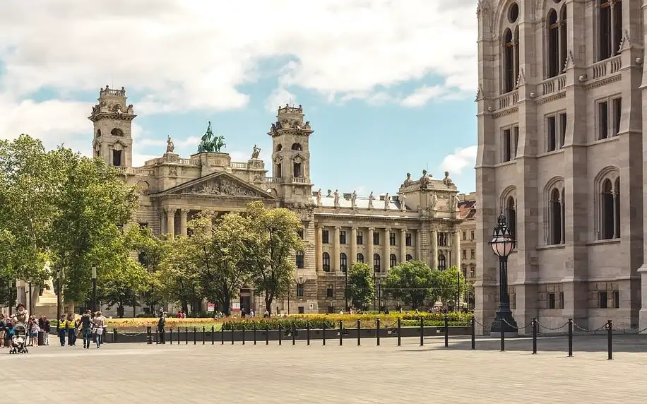 Dvoudenní zájezd do maďarských lázní a Budapešti