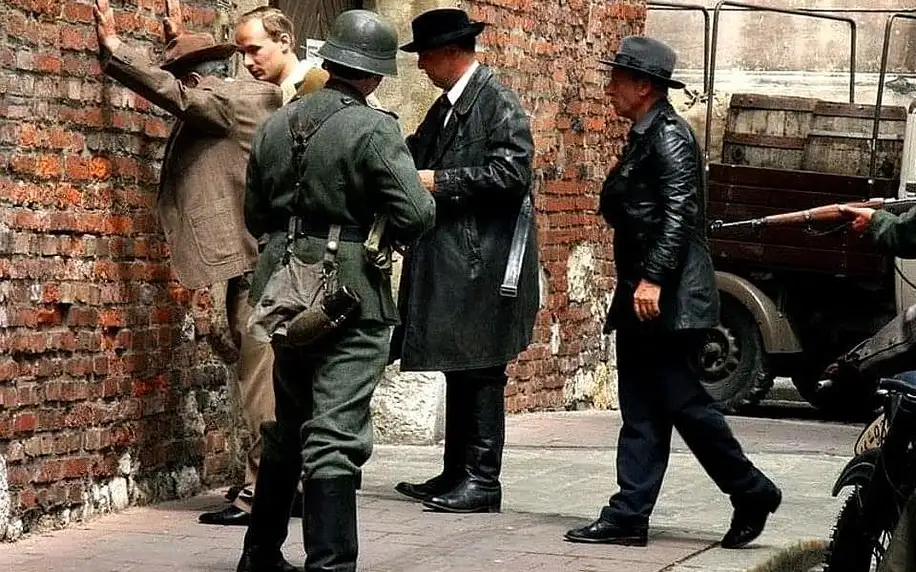 Petřín 1941 - historicko-dobrodružná venkovní únikovka v Petřínských sadech