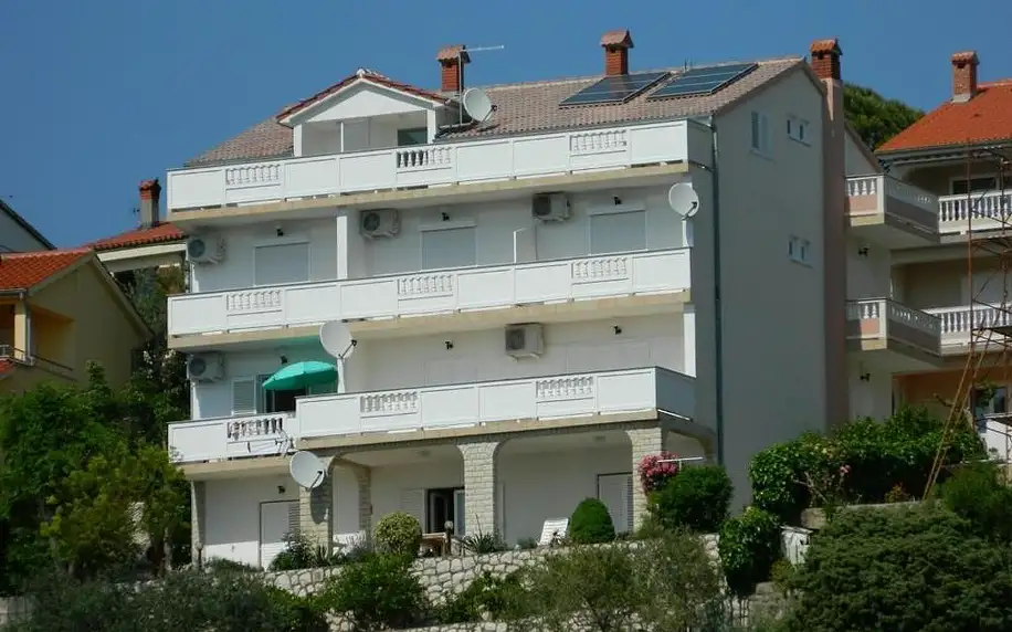 Chorvatsko, Rab: Guest House Lucija