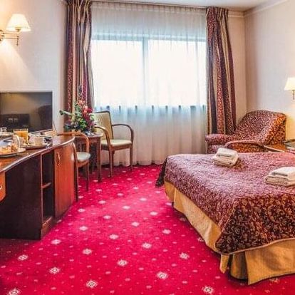 Pobyt v Krakově: Hotel Sympozjum & SPA **** s polopenzí, odpočinkem v sauně a při masáži + dítě zdarma