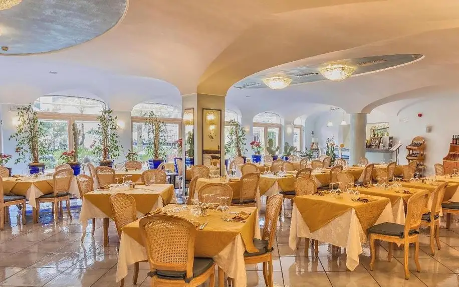 Itálie - Ischia: Aragona Palace Hotel & Spa