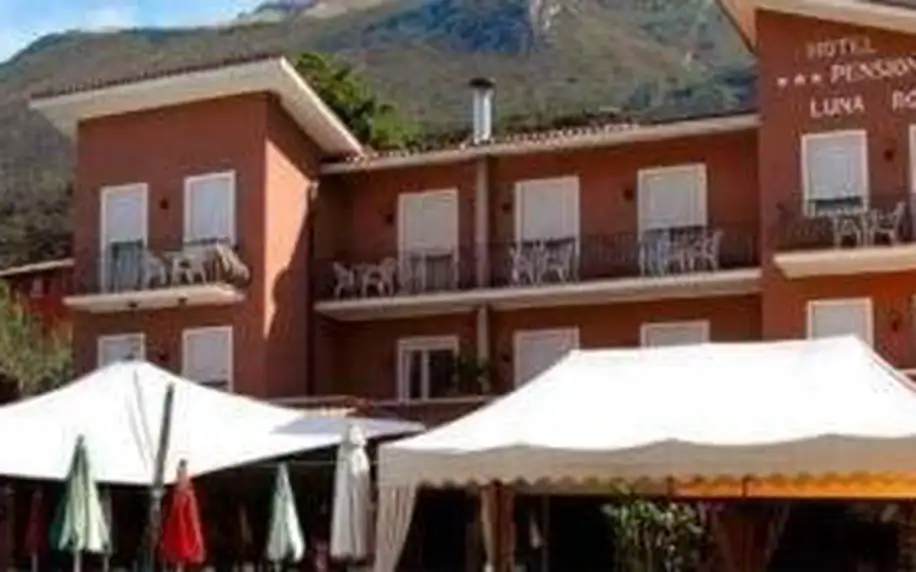 Itálie - Lago di Garda: Ambienthotel Luna Rossa