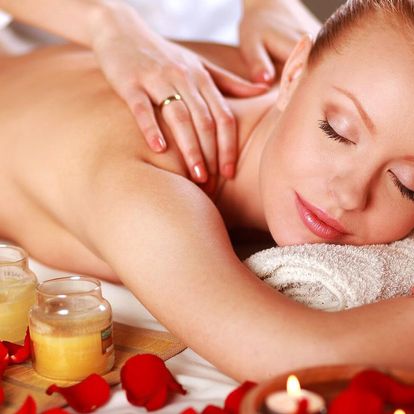 Hodina relaxace: celotělový zábal a aromatická masáž