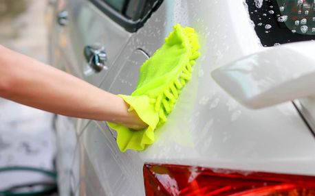 Důkladná očista vašeho auta v Time Wash Cars