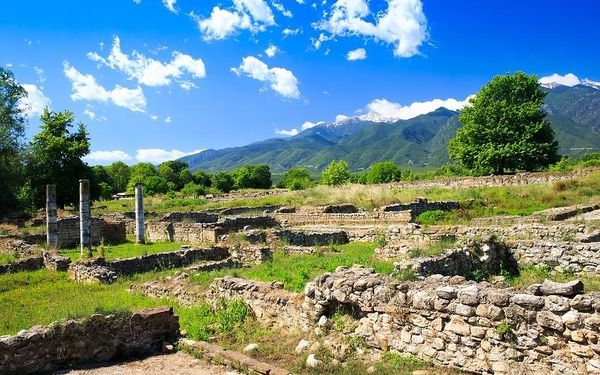 Řecko a Makedonie s návštěvou klášterů Meteora, autobusem, snídaně v ceně4