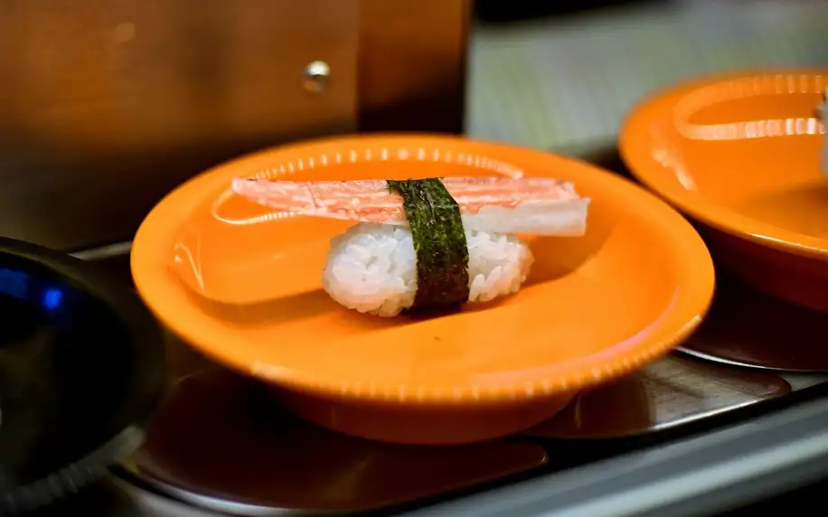 Dvě hodiny running sushi all you can eat v Řepích