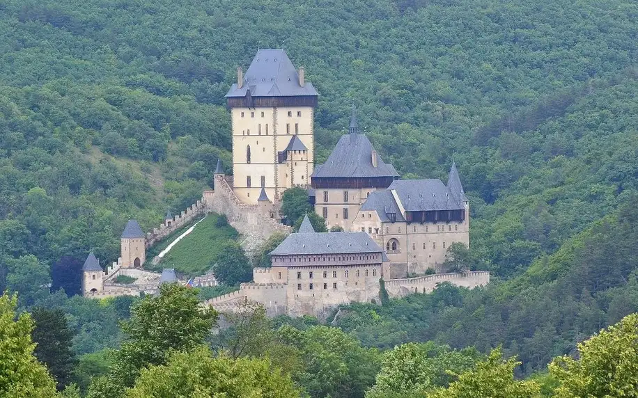 Vyhlídkový let letadlem Karlštejn