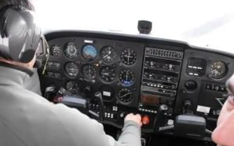 Privátní let pilotem letadla na zkoušku