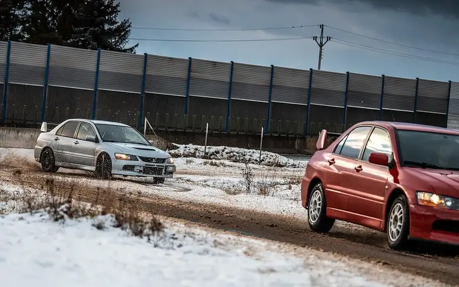 Rally jízda v Mitsubishi Lancer EVO IX Praha