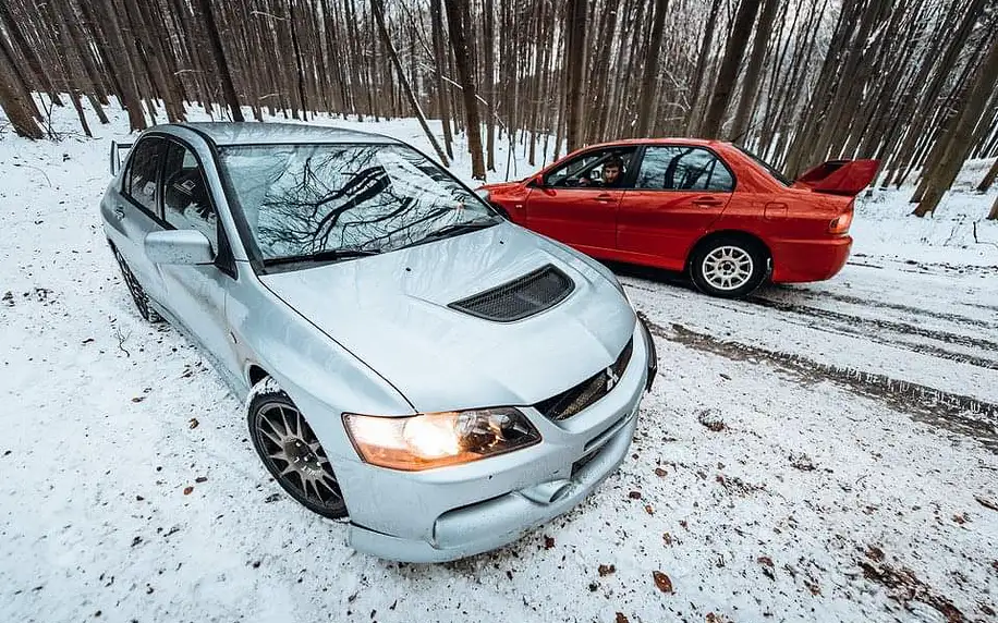 Rally jízda v Mitsubishi Lancer EVO IX Praha