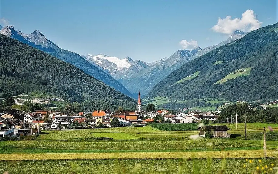 Zillertalské Alpy (pohodová turistika s využitím lanovek), Tyrolsko