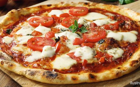 1 nebo 2 pizzy: výběr ze 17 druhů, průměr 32 i 45 cm