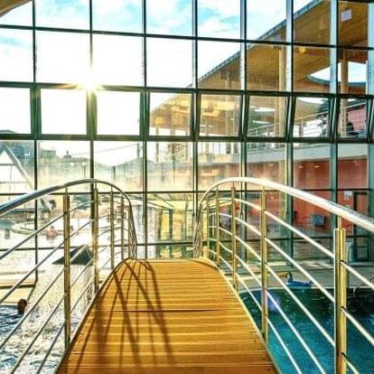 Podhájská: Pobyt v Penzionu Podhájčanka s polopenzí a vstupem do termálního wellness centra Aquamarín