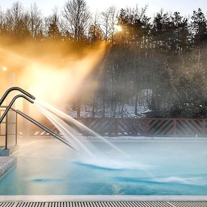 Pobyt nedaleko Egeru: termální bazény a polopenze