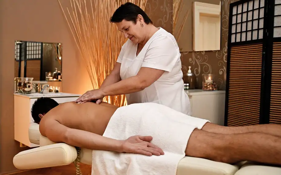 Zdravotní a sportovní masáž v délce 30–60 minut