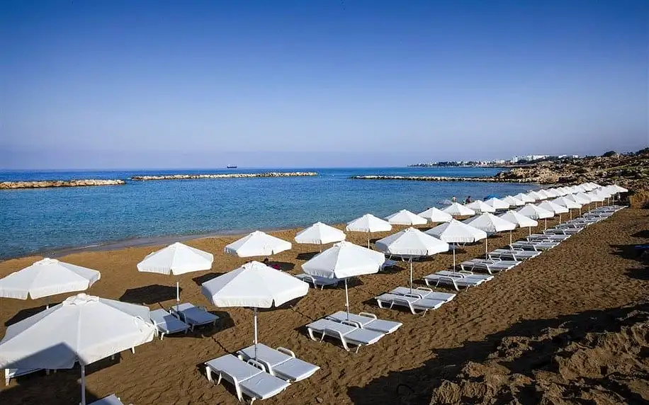 Kypr - Paphos letecky na 8-15 dnů