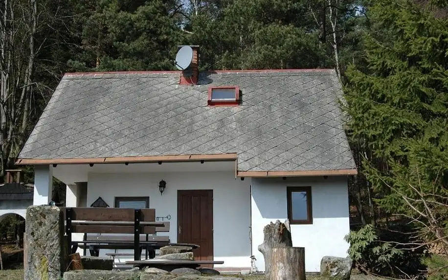 Český ráj: Cosy small holiday home at the edge of the forest with a magnificent view