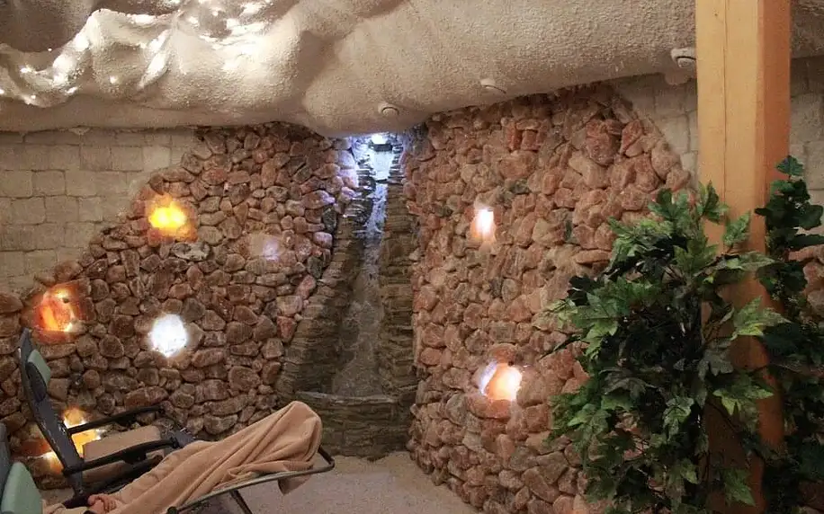 Terapie v solné jeskyni: 1–3 vstupy i pronájem