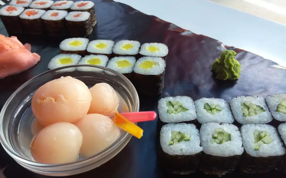 Sushi sety: maki, nigiri, krevety, závitky i saláty