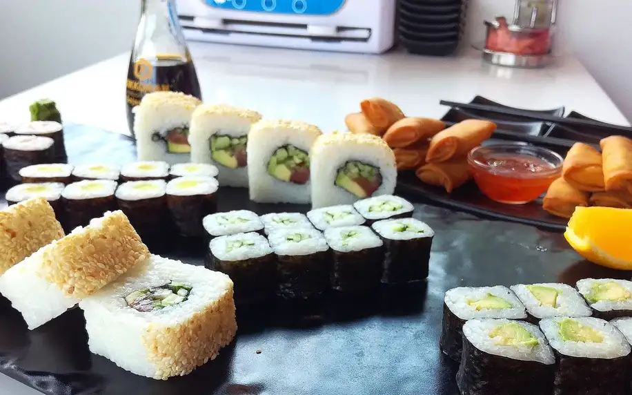 Sushi sety: maki, nigiri, krevety, závitky i saláty