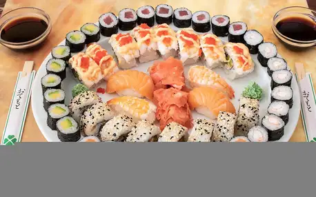Sushi sety: 24 až 52 rolek u Veletržního paláce
