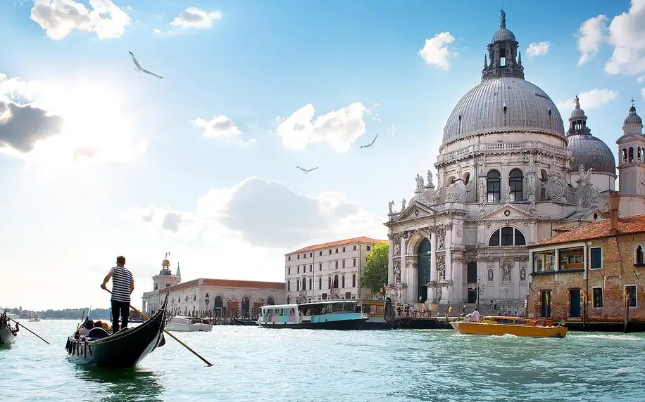 Zájezd do Itálie: koupání v Lignanu a Benátky