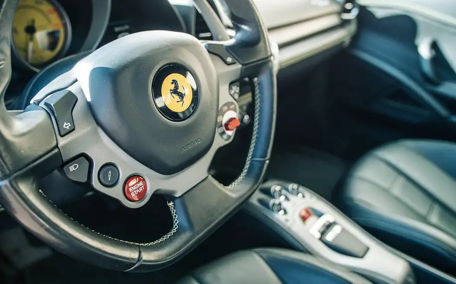 Ovládněte Ferrari 488 GTB nebo Lamborghini