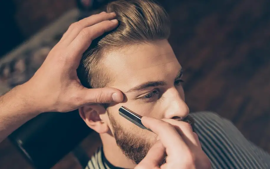 Balíček péče v barber shopu: střih i úprava vousů