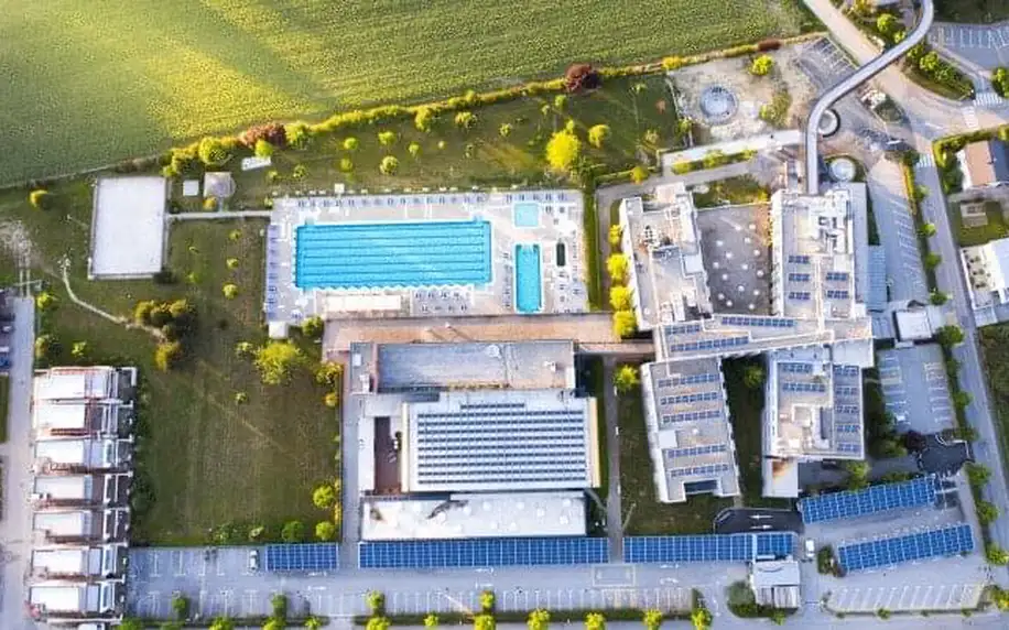 Slovinsko – Moravske Toplice: Hotel Vivat ****+ s neomezeným vstupem do termálního komplexu bazénů + polopenze