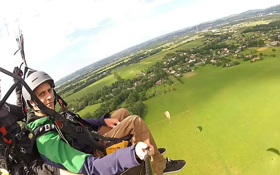 Paraglidingový tandemový let na míru i video z letu