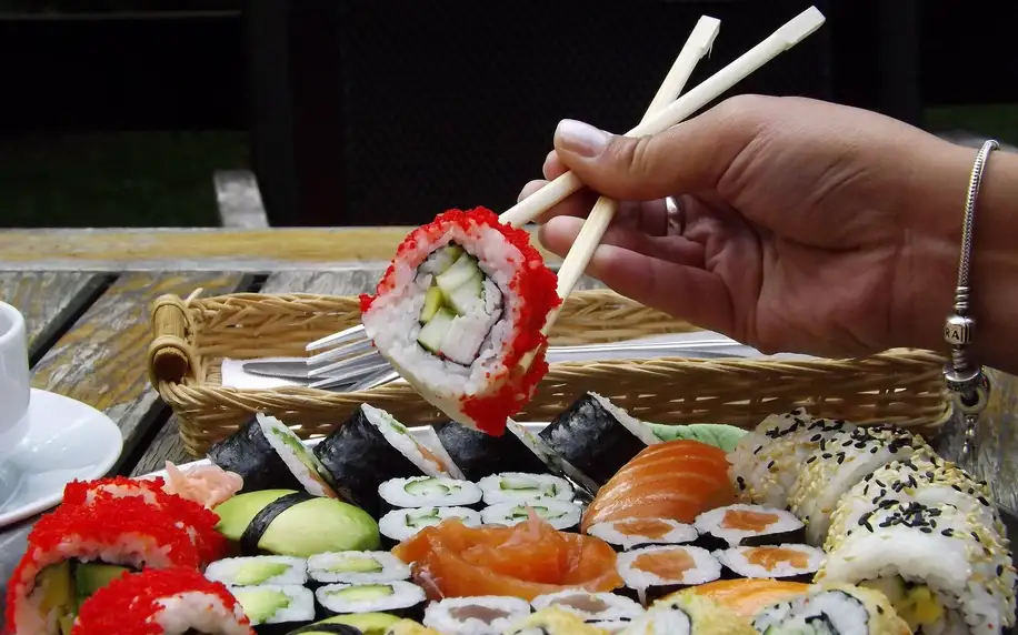 Sushi sety s sebou: 8 verzí o obsahu 12–71 kousků