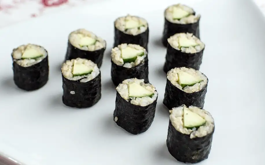 Online kurz výroby sushi: 2,5 hod. videolekcí