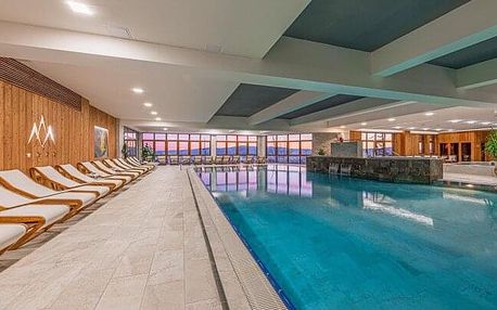 Zážitek ve Vysokých Tatrách: Celodenní vstup do nového wellness centra v Grand Hotelu Bellevue **** s bazény