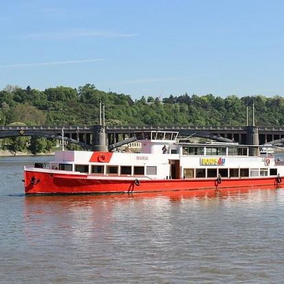 Plavba po Vltavě na výletní lod