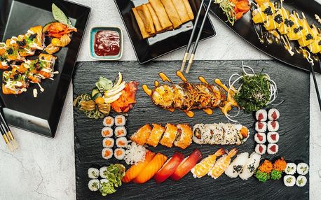 Sushi sety: 24 až 58 kousků, mořské řasy i závitky