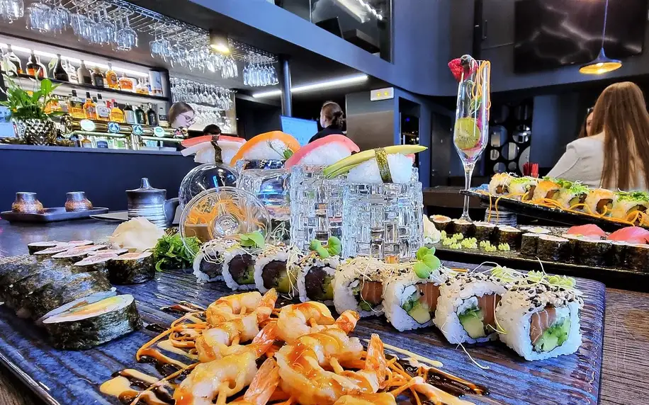 Moon restaurant Cocktail & Sushi bar: otevřené vouchery