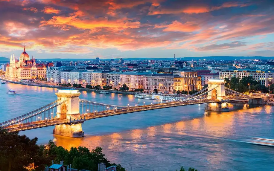 Dovolená v Budapešti: 4* hotel v centru se snídaní