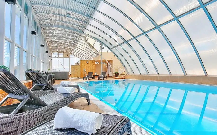 Relax v Piešťanech: polopenze, bazén i masáž