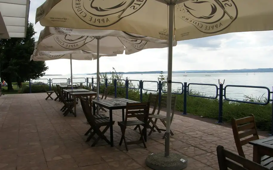 Wellness pobyt se snídaní na pobřeží Balatonu